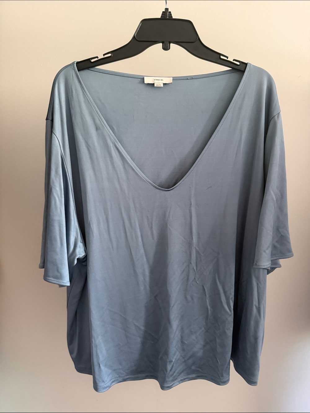 Vince Short Sleeve V-Neck Top in Light Blue